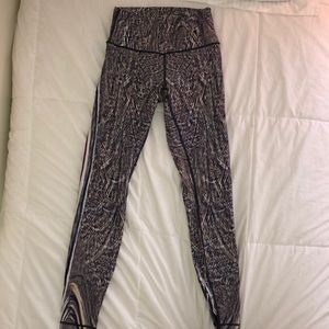RARE lululemon wunder under leggings 🍋